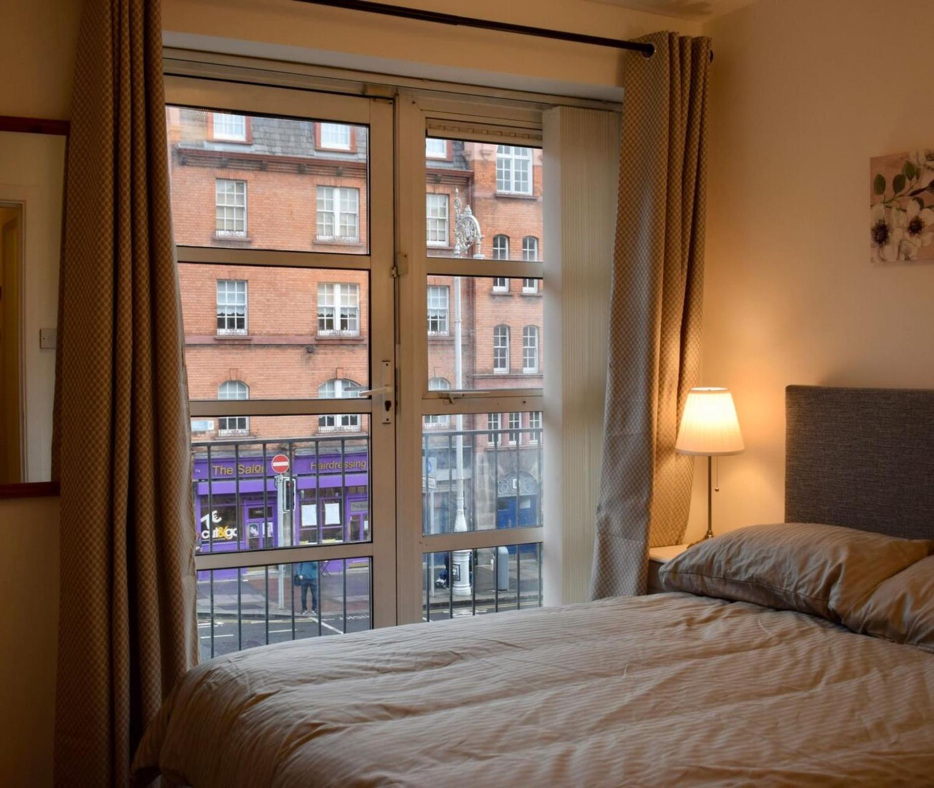 2 Bedroom Apartment Near Historical Christchurch Dublin Exterior foto