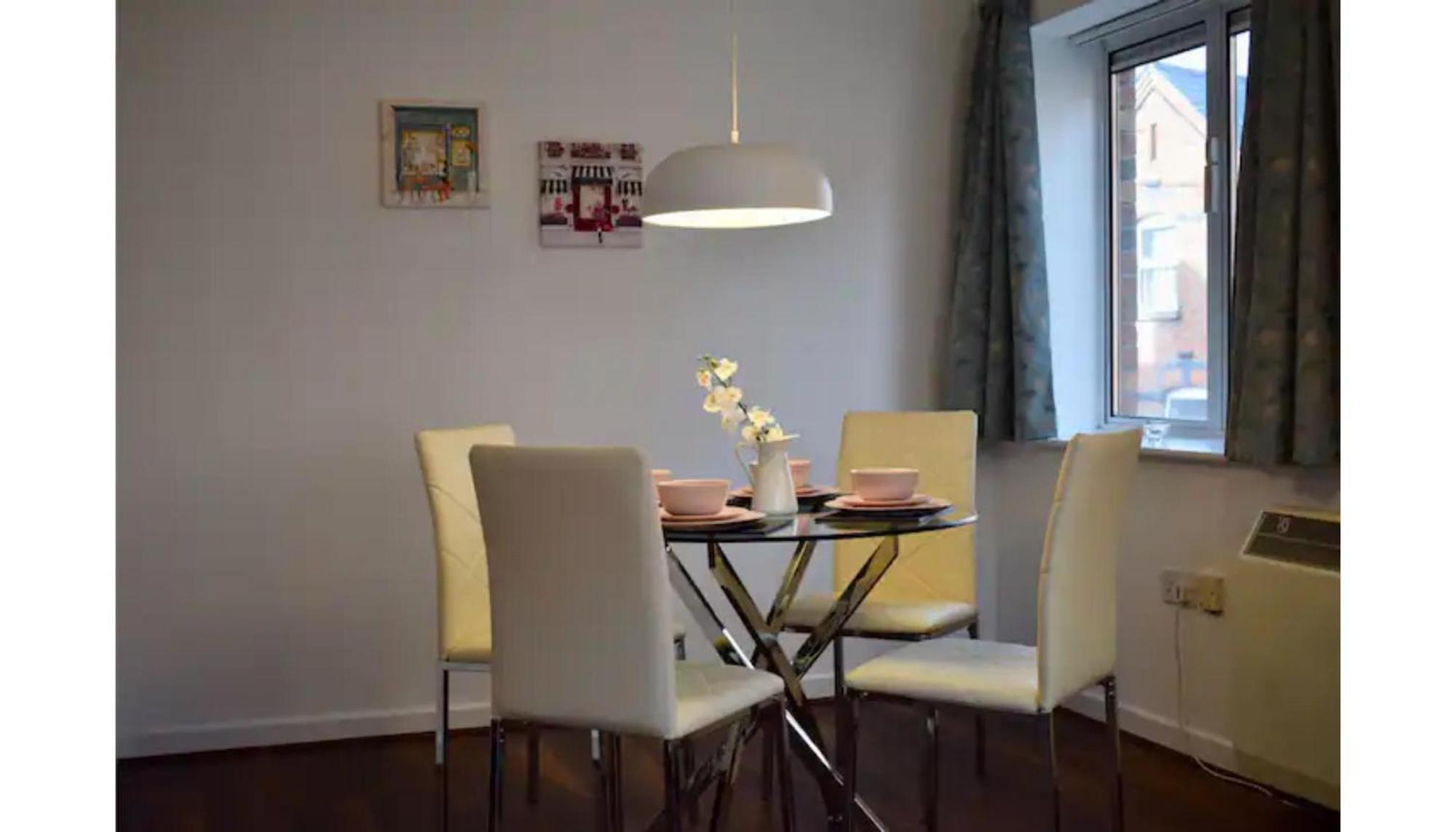 2 Bedroom Apartment Near Historical Christchurch Dublin Exterior foto